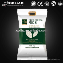 Sachet de riz en plastique